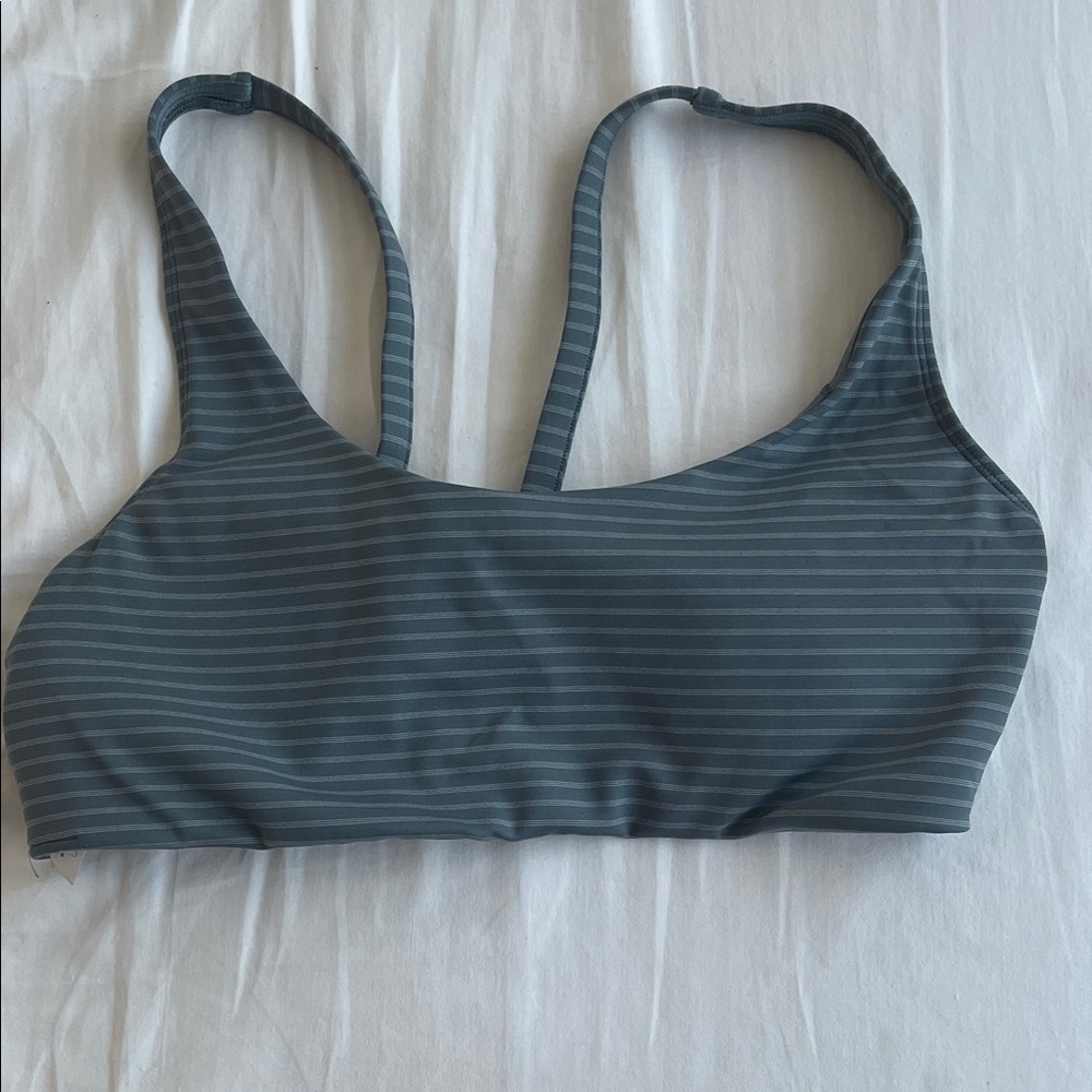 Vuori Yosemite sports bra